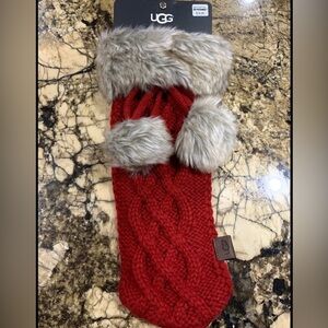 UGG Wine Bottle Holder with Faux Fur Trim Color Redwood